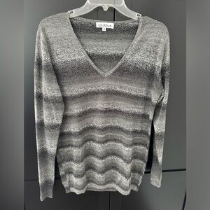 EUC GG Blue v neck tunic